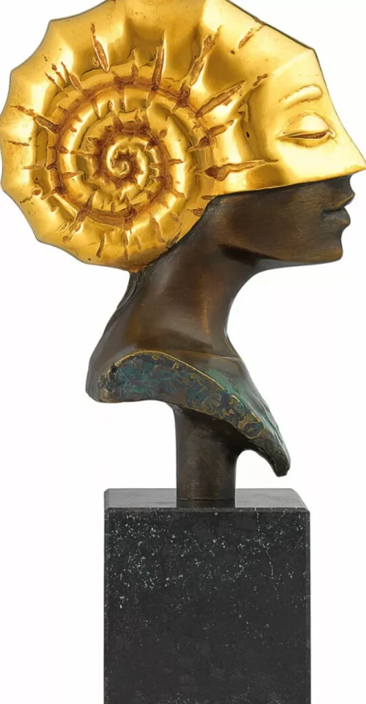 Alle Skulpturen | Bronze>Ars mundi Becker, Michael: ​Büste »Kopf der Ammonite«