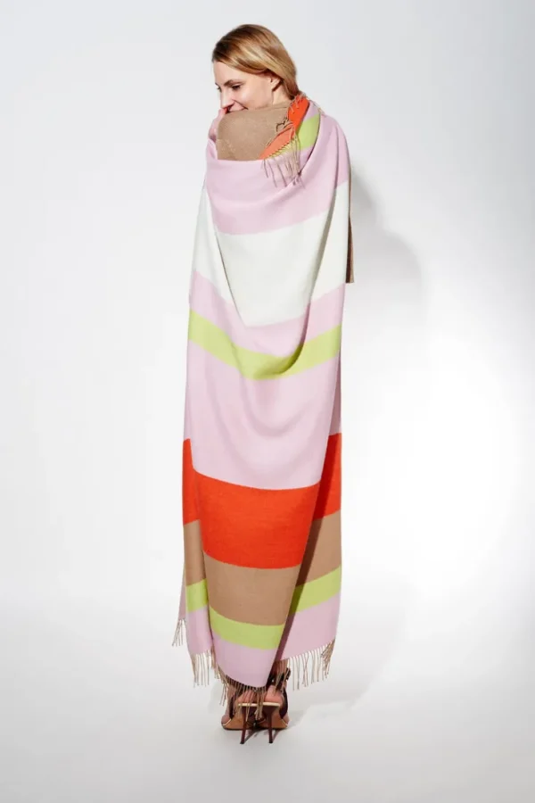 Wolle>Acapulco Design Cape »Blossom« aus Alpaka-Wolle
