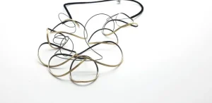 Goldschmiedeschmuck>Maria Rzewuska Collier »Elena« Silberringe