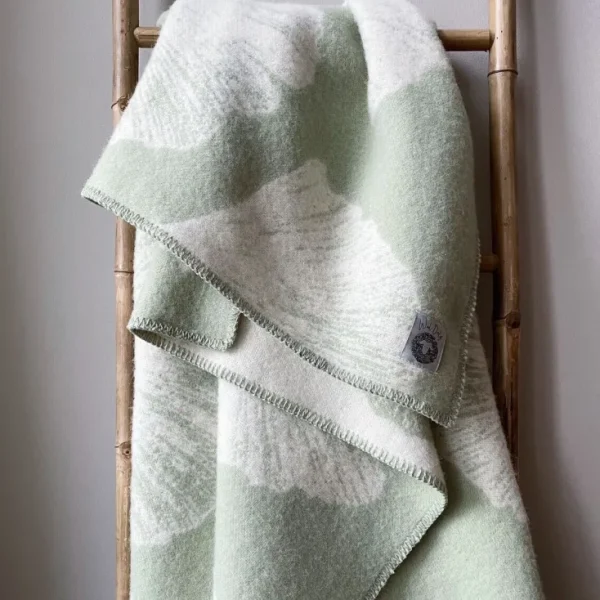Decken & Kissen>Wool Only Decke »Ginkgo«