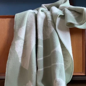 Decken & Kissen>Wool Only Decke »Ginkgo«