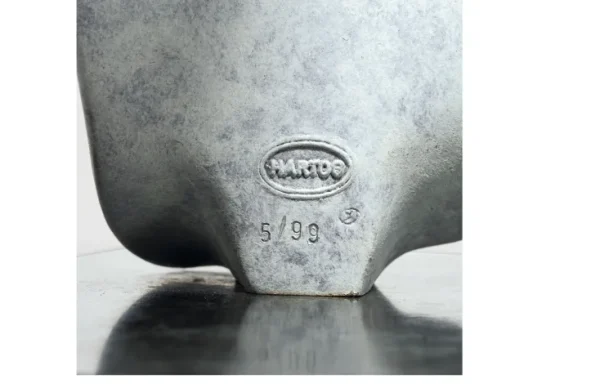 Alle Skulpturen | Bronze>Ars mundi Evert den Hartog: ​ Skulptur »Sneeuwuil - Schneeeule«, Bronze grau