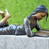 Alle Skulpturen | Garten>Ars mundi Gartenskulptur »Lesendes Mädchen«