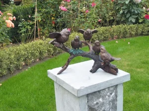 Gartendekoration | Alle Skulpturen>Ars mundi Gartenskulptur »Vögel auf Ast«