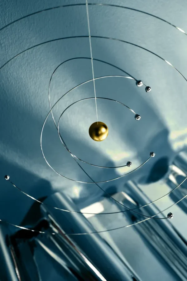 Wandbilder & Wanddekoration>Flensted Hanging Art Mobile »Niels Bohr«