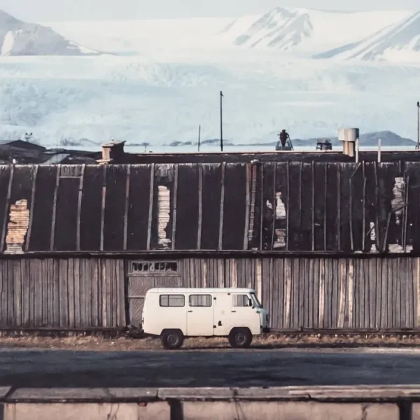 Alle Werke | Puzzle Für Erwachsene>PRTS Arts Puzzle & Kunstdruck »Ghost Town at the End of the world«