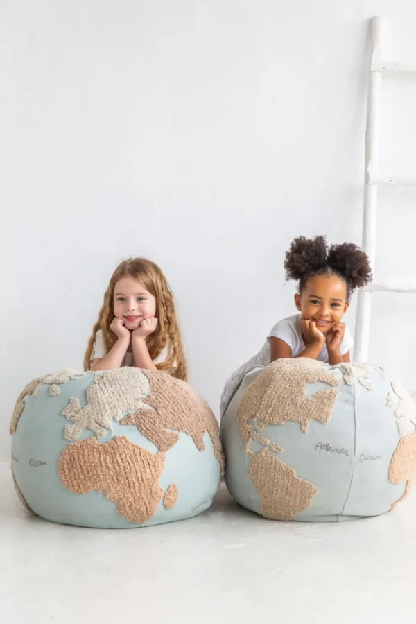 Möbel | Textilien>LORENA CANALS S.L. Sitzkissen »Pouf World Map«