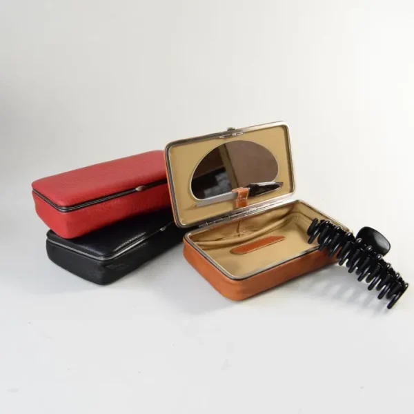 Etuis>F. Hammann Utensilienbox aus Leder